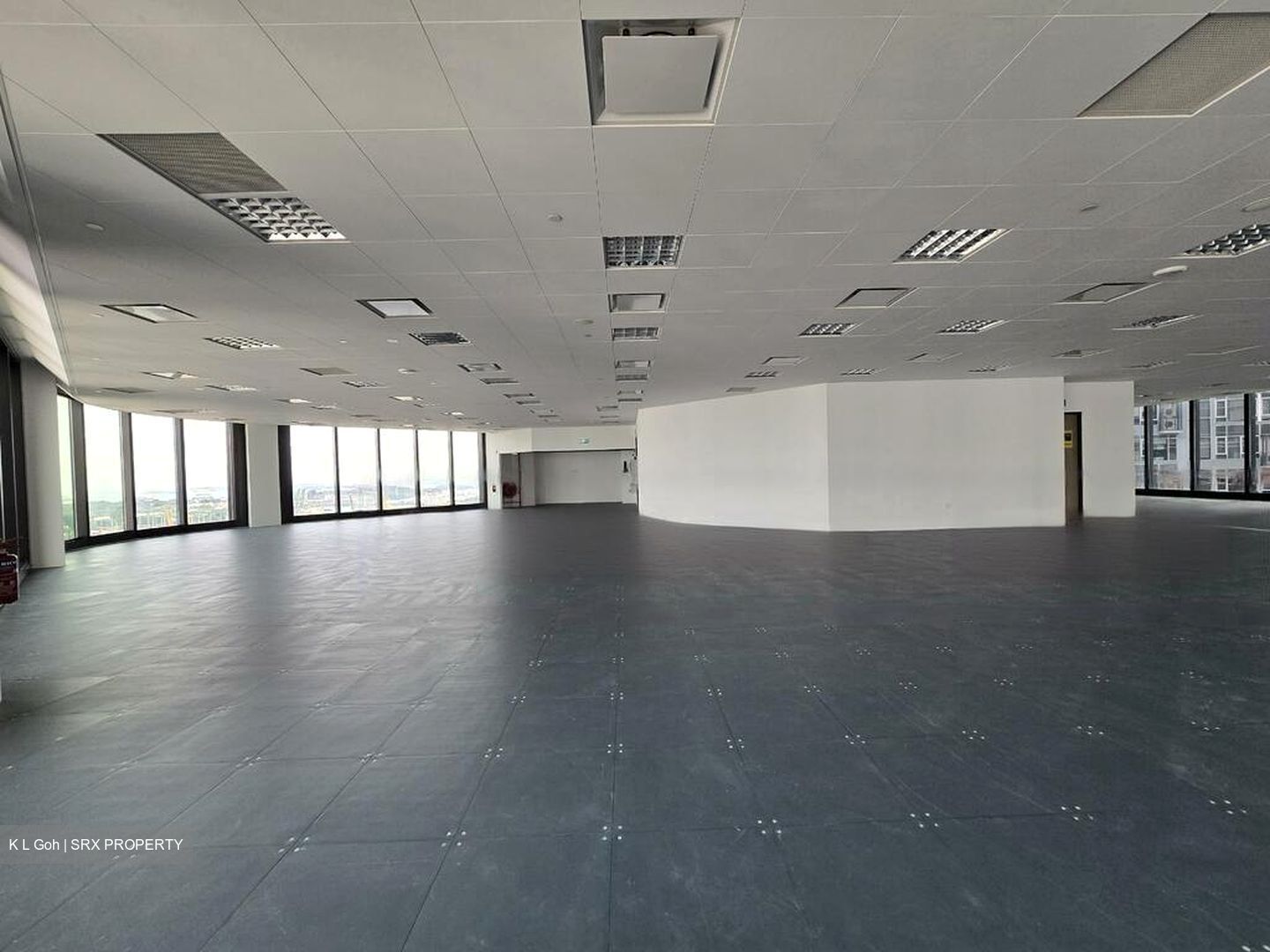 Altez (D2), Office #451204611